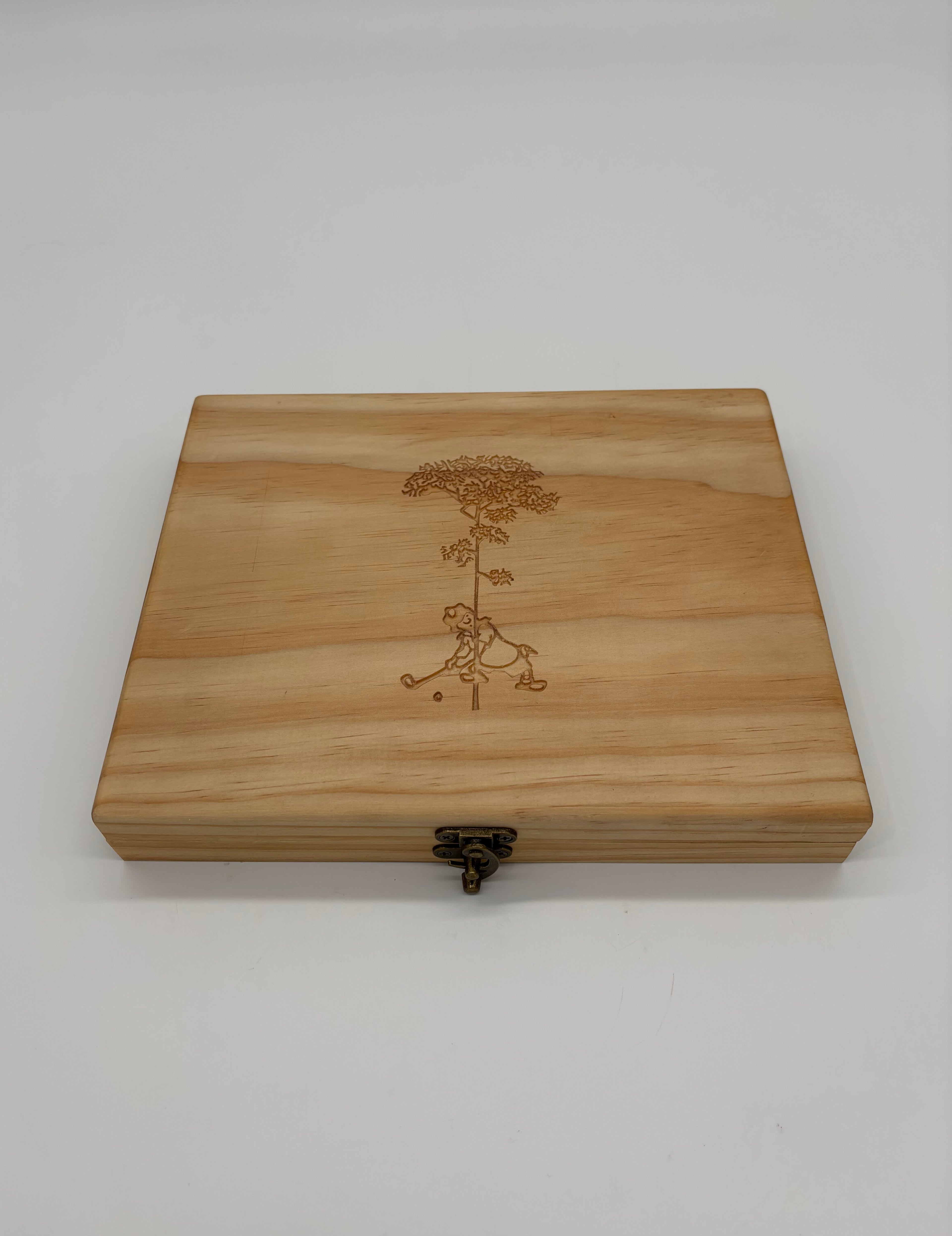 XL Gambler's Box Oak